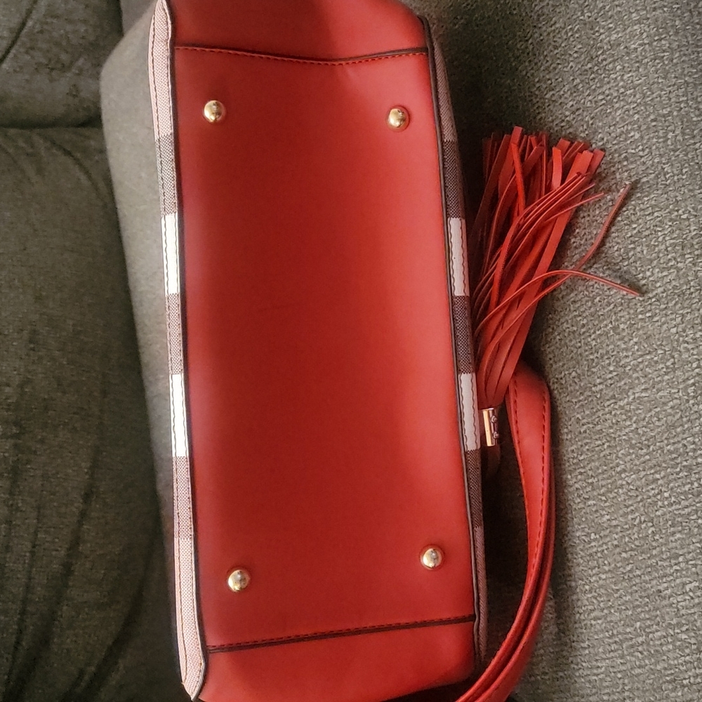 Red plaid purse - Picture 4 of 4